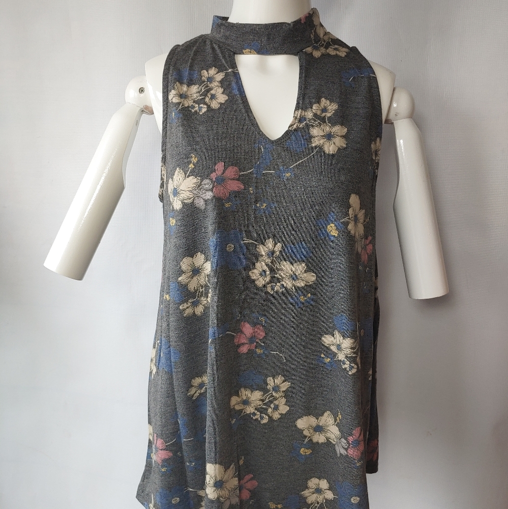 Sleeveless Neck Strapped Floral Top Size Large